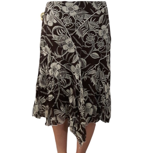 By LINEA DOMANI from MELANIE LYNE• MID LENGTH LAYERED WATERFALL DRESS• M… - Picture 4 of 8